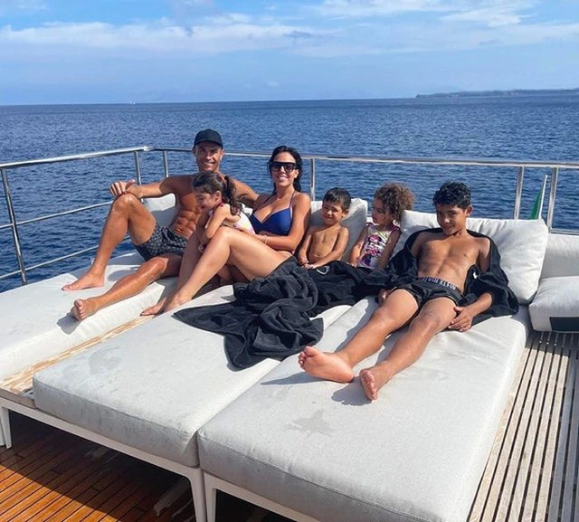 Discover the $ 7M yacht Cristiano Ronaldo only uses to relax with his beloved family