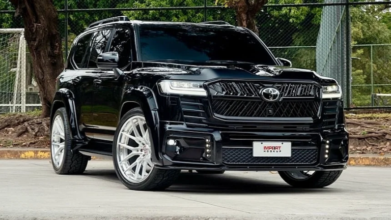Pumped-Up Toyota Land Cruiser Looks Like It Eats SUVs for Breakfast, Must Be on Steroids